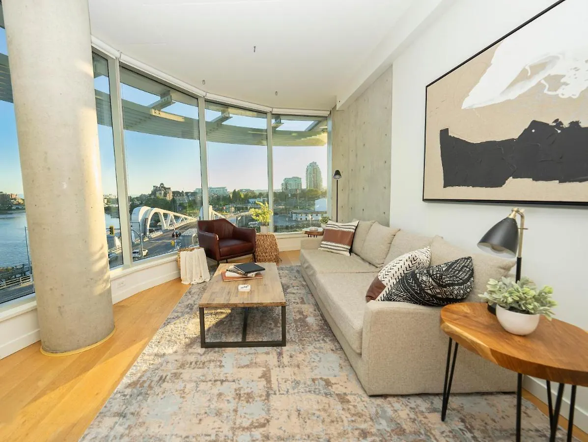 Holiday home Janion Sky By Iris Properties! Victoria