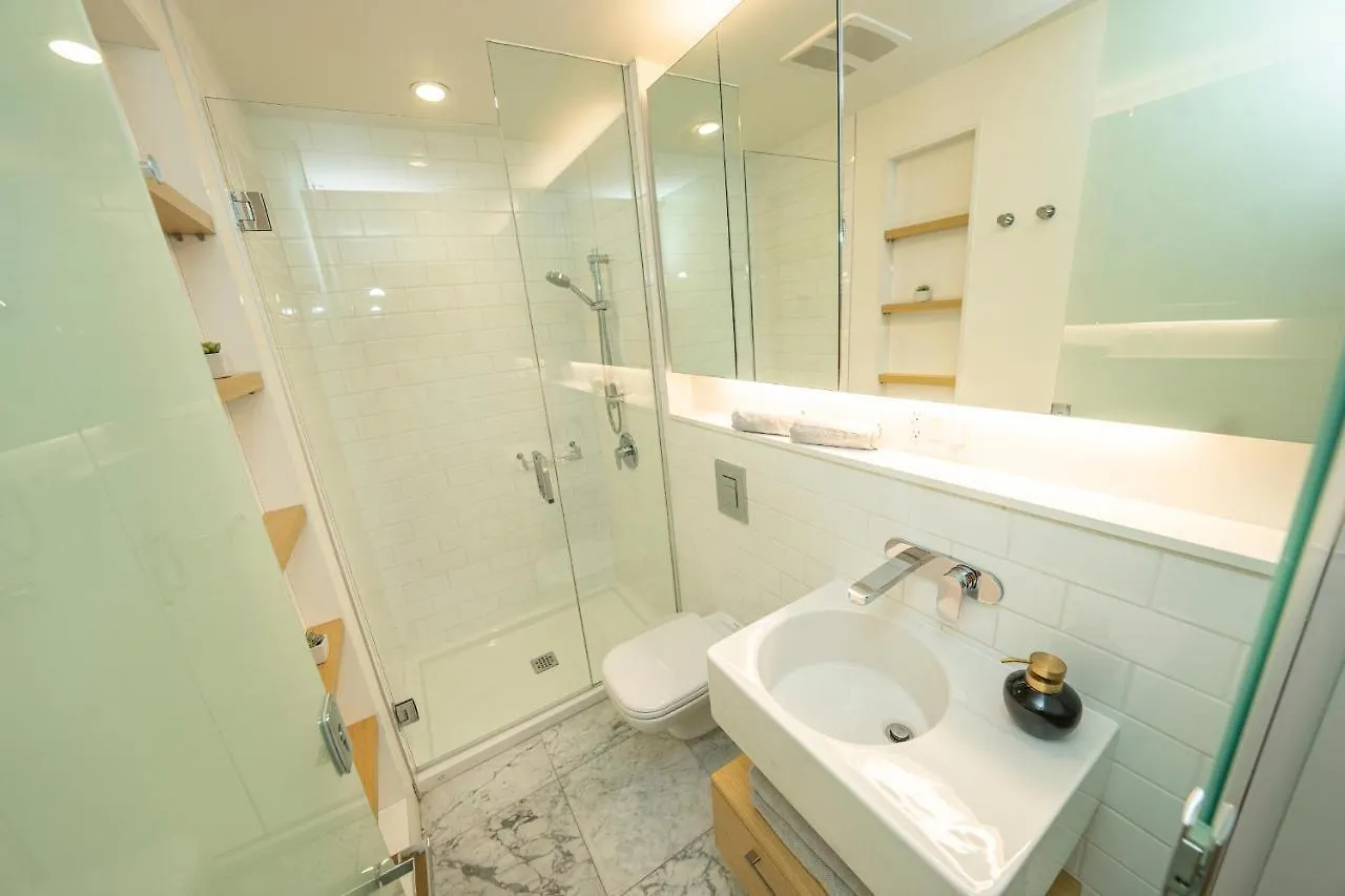 Holiday home Janion Sky By Iris Properties! Victoria Canada